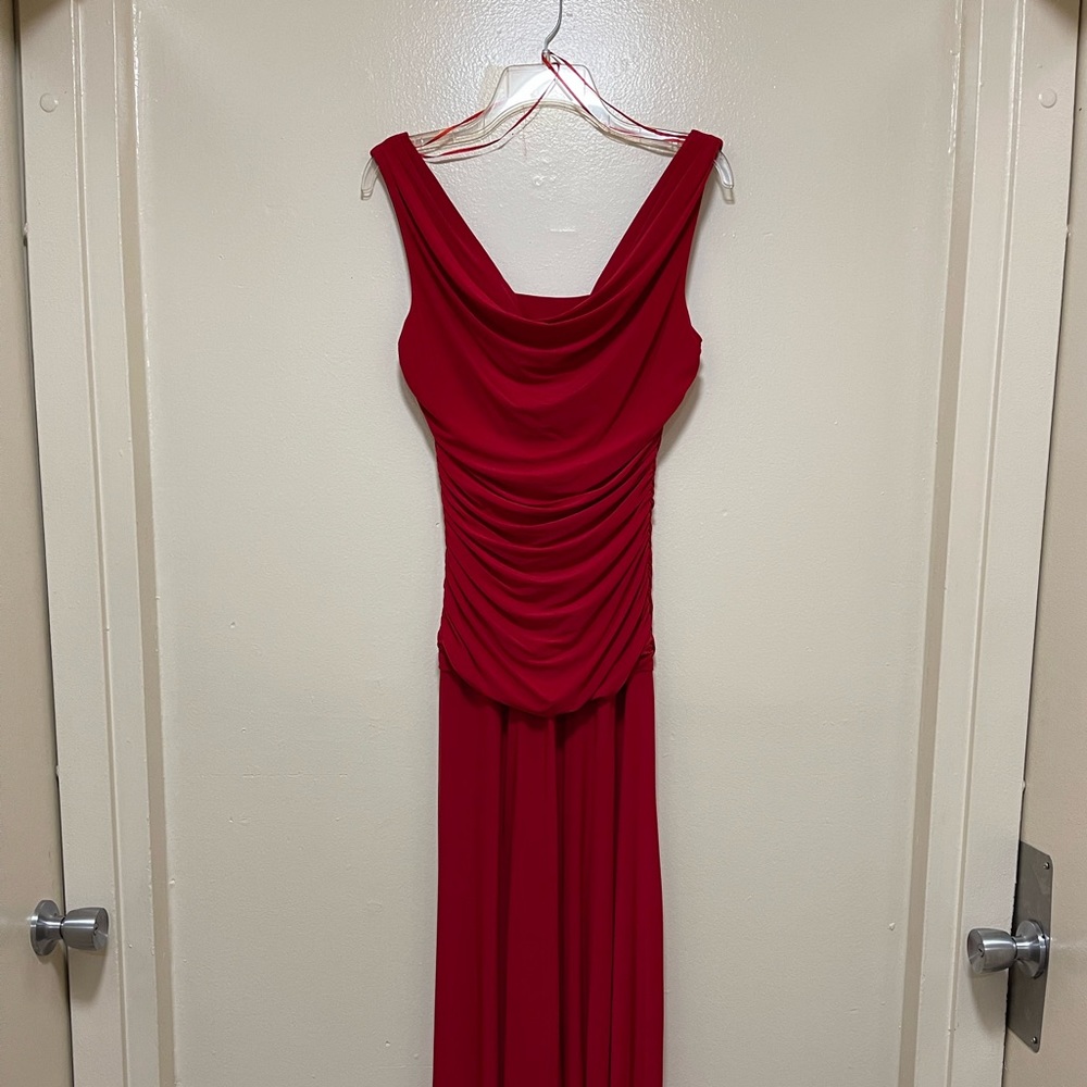 🥀🍷Red Nightway Gown/Dress Size 8🍷🥀